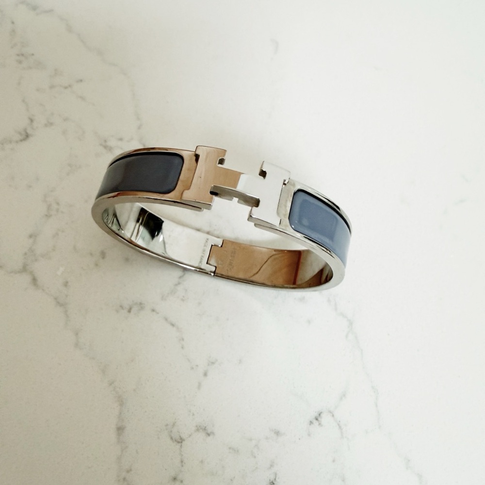 Stylish Silver and Black Men's Bracelet
